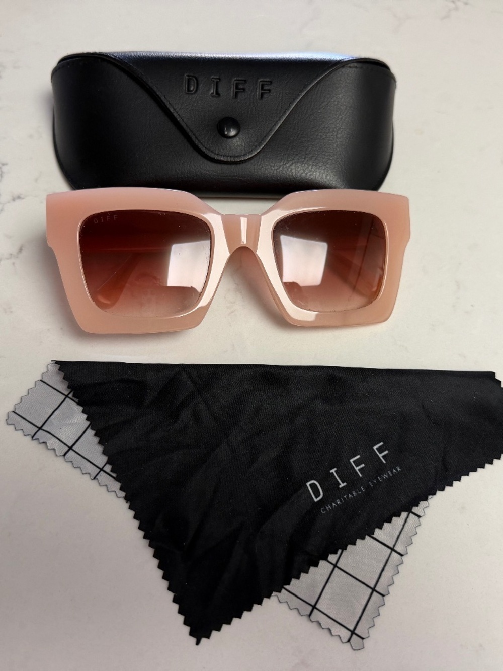 DIFF EYEWEAR - Dani Faded Citrus Dusk Gradient Sunglasses